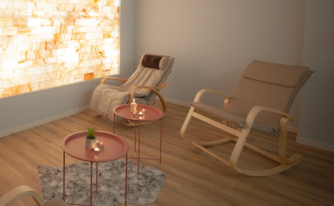 Doanesia Premium Hotel & Spa ティラナ エクステリア 写真